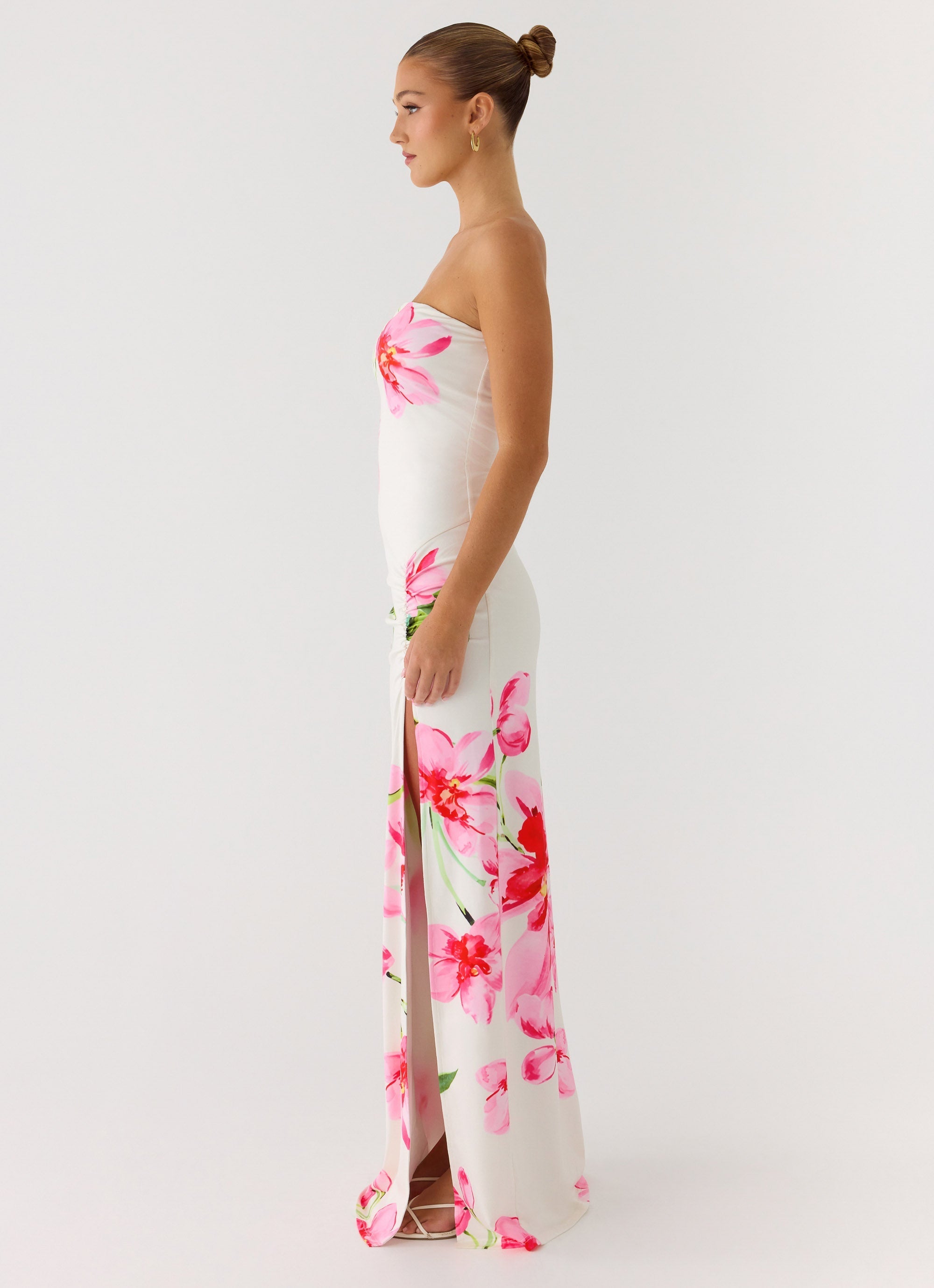 Elegant Collection | White Maxi Dress with Strapless Design & Front Slit for Effortless Style 1